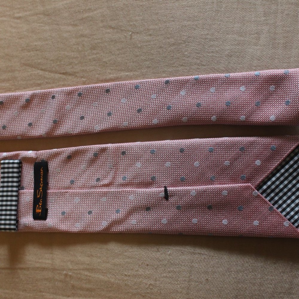 Ben Sherman pink tie polka dots - Picture 5 of 6